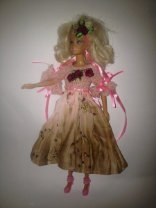 Бальне плаття для ляльки Барбі Аврора Dutunka